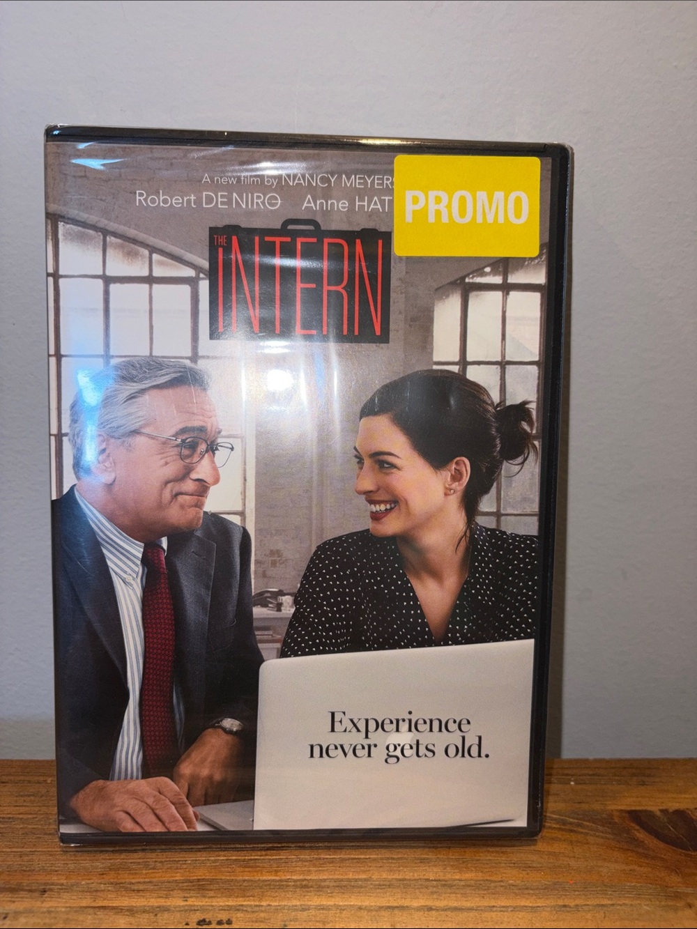 The Intern DVD - NEW